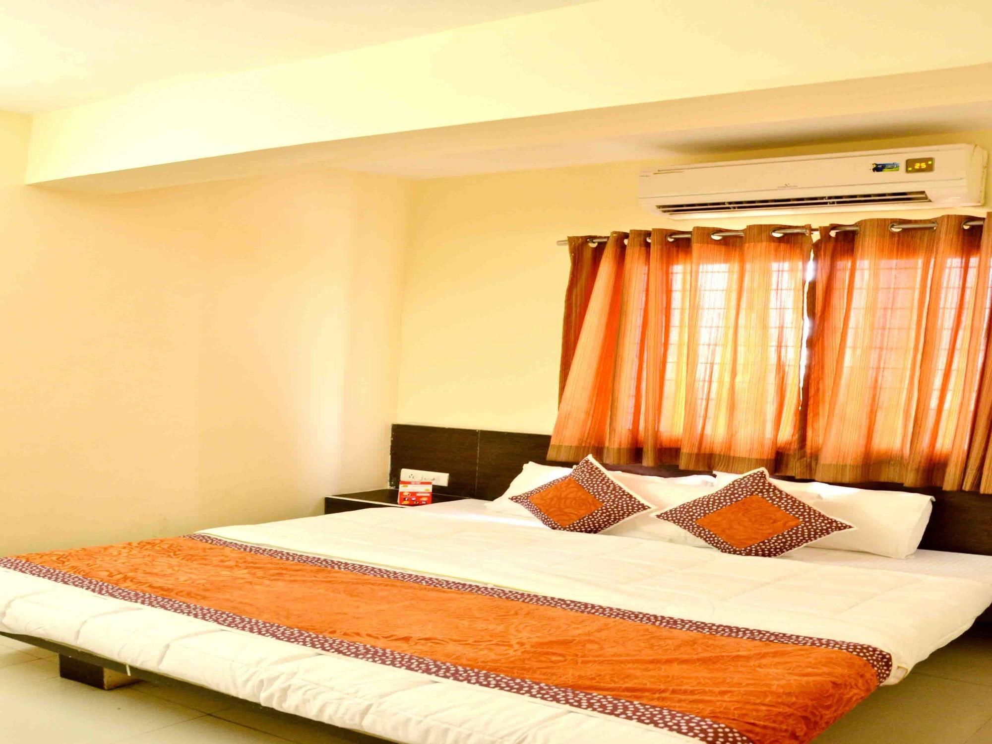 Hotel Vijay Nagar อินดอร์ ภายนอก รูปภาพ