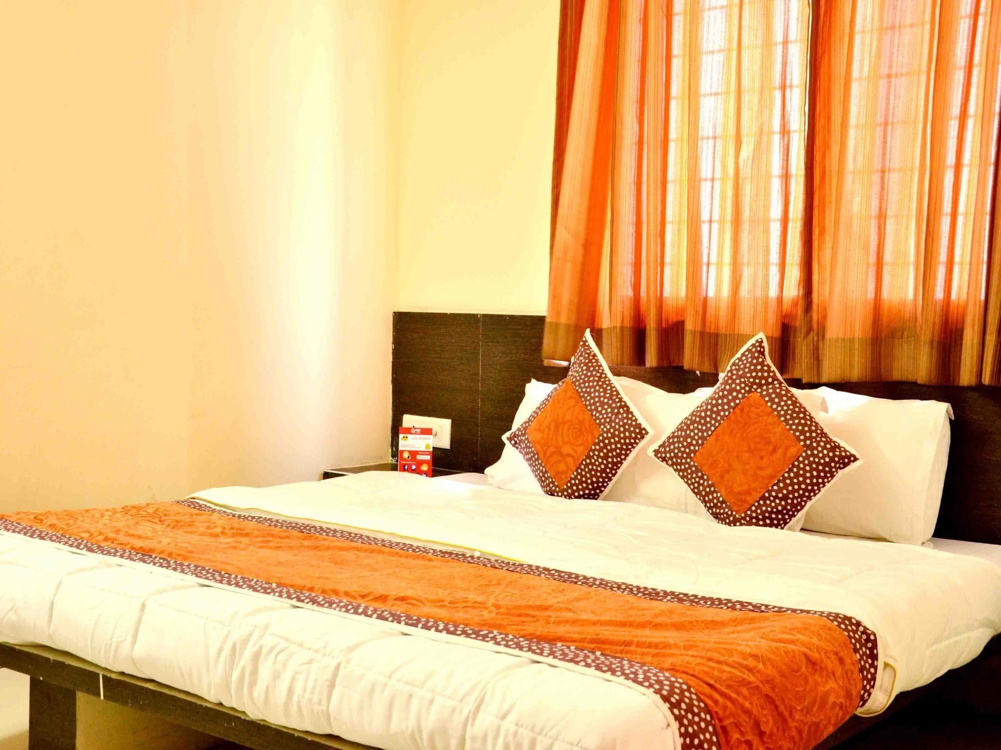 Hotel Vijay Nagar อินดอร์ ภายนอก รูปภาพ