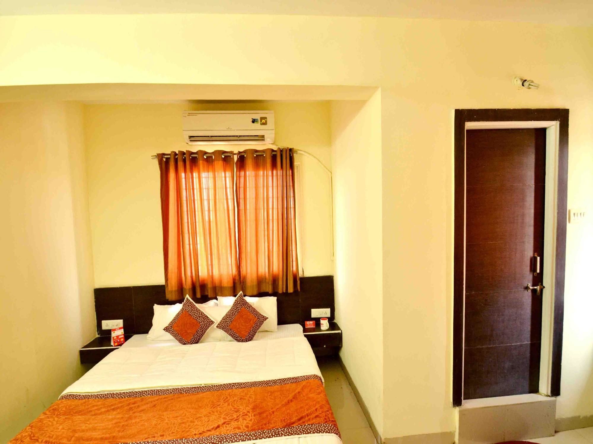 Hotel Vijay Nagar อินดอร์ ภายนอก รูปภาพ