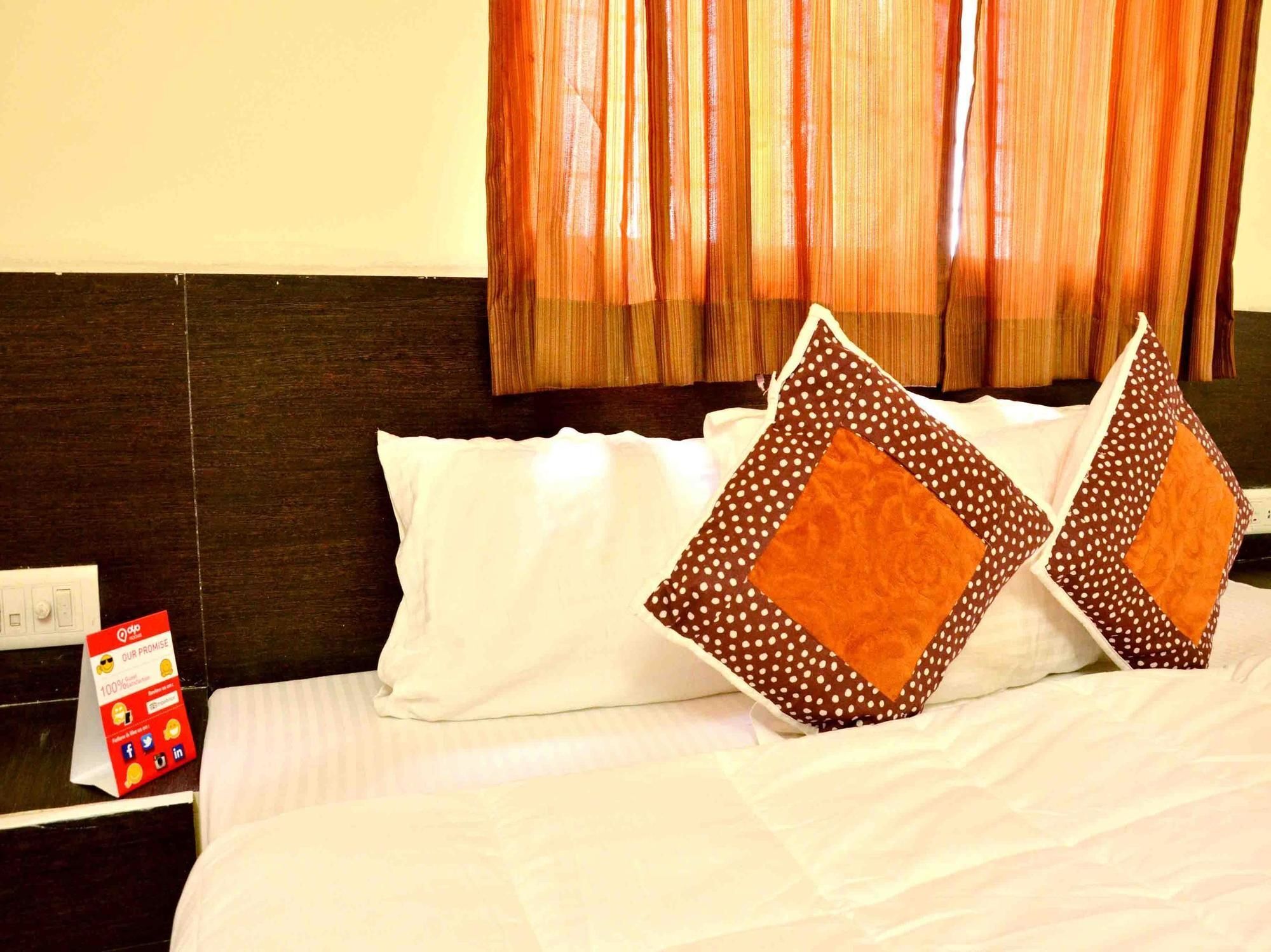Hotel Vijay Nagar อินดอร์ ภายนอก รูปภาพ